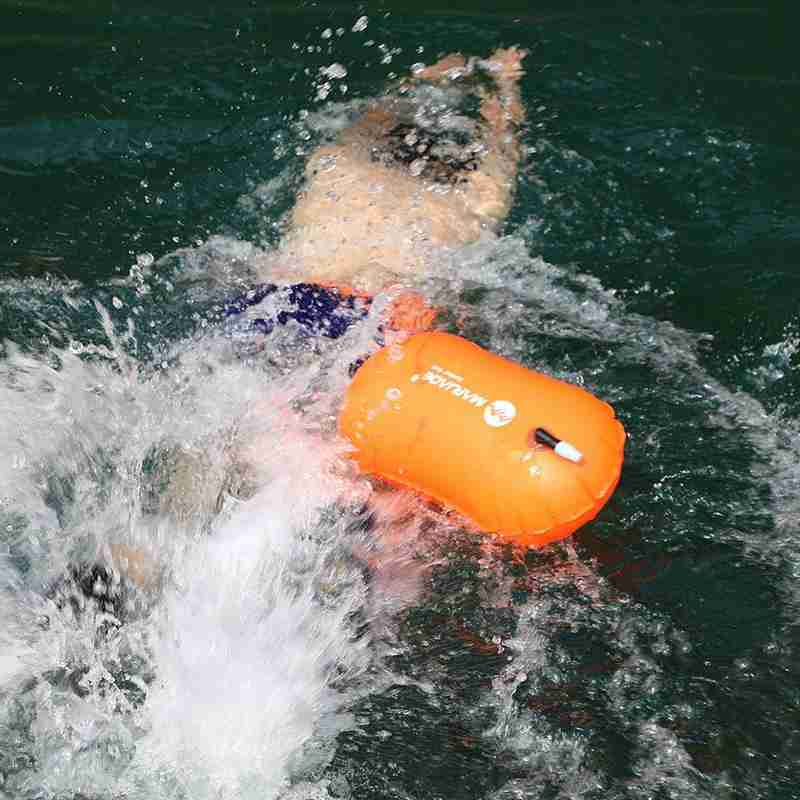 ทุ่นลอยน้ำเป่าลมสำหรับสระว่ายน - Swim Buoy Open Water บทวิจารณ์และราคา